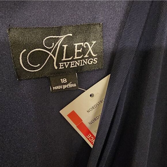 ALEX EVENINGS Long Knot Front Jersey Dress with Front Slit NWT SIZE 18 - Picture 8 of 8